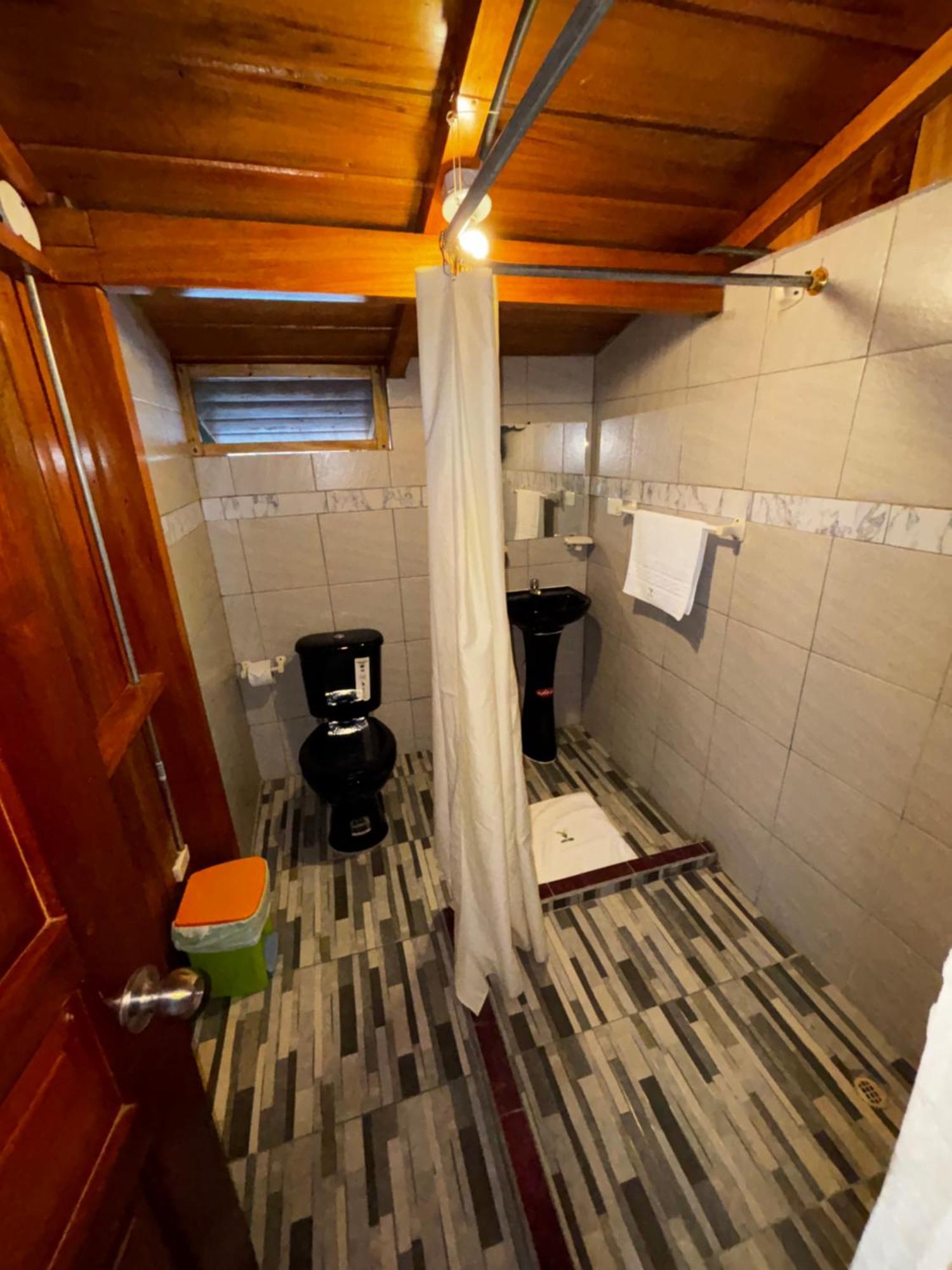 Hostal Vista Verde Mindo Ngoại thất bức ảnh