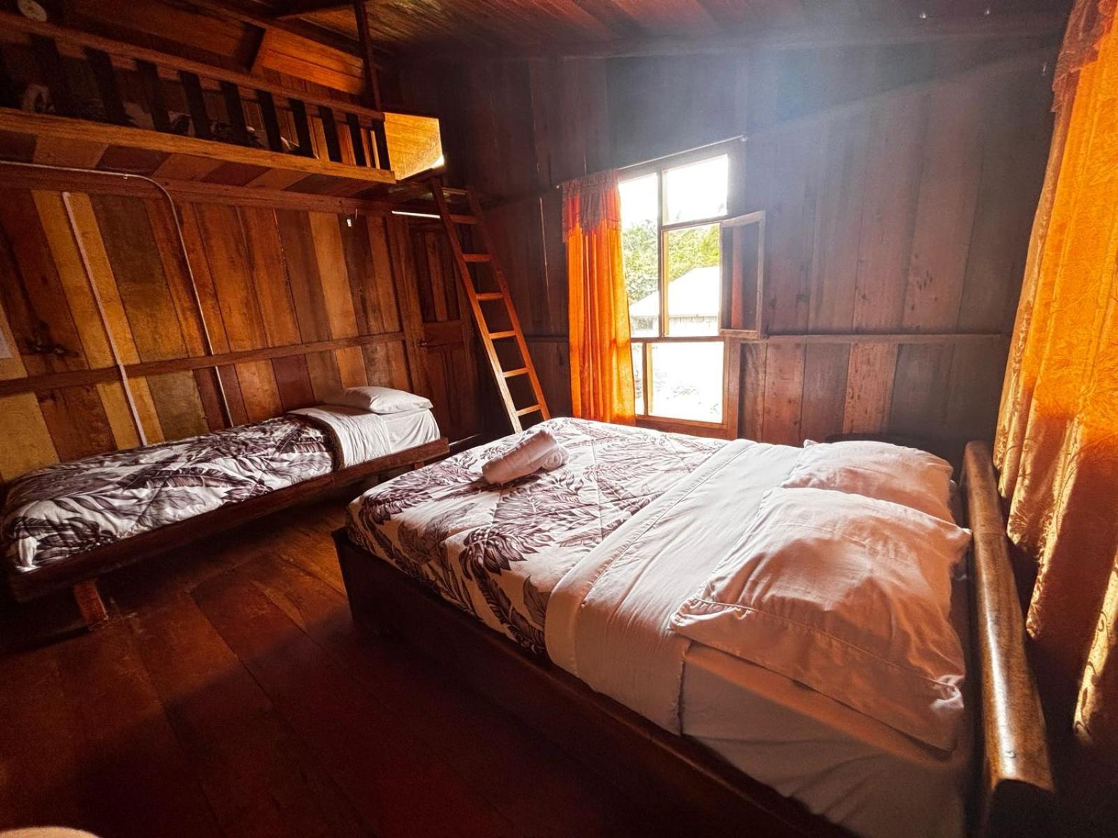 Hostal Vista Verde Mindo Ngoại thất bức ảnh