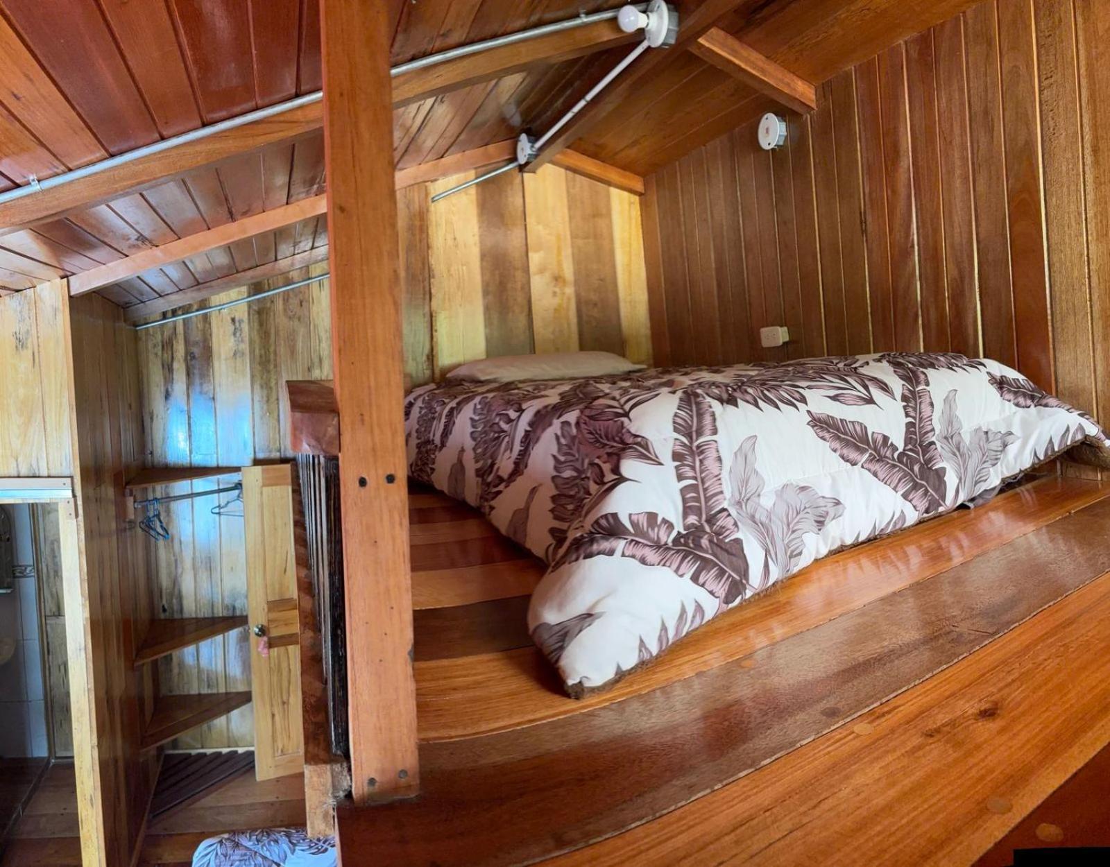 Hostal Vista Verde Mindo Ngoại thất bức ảnh